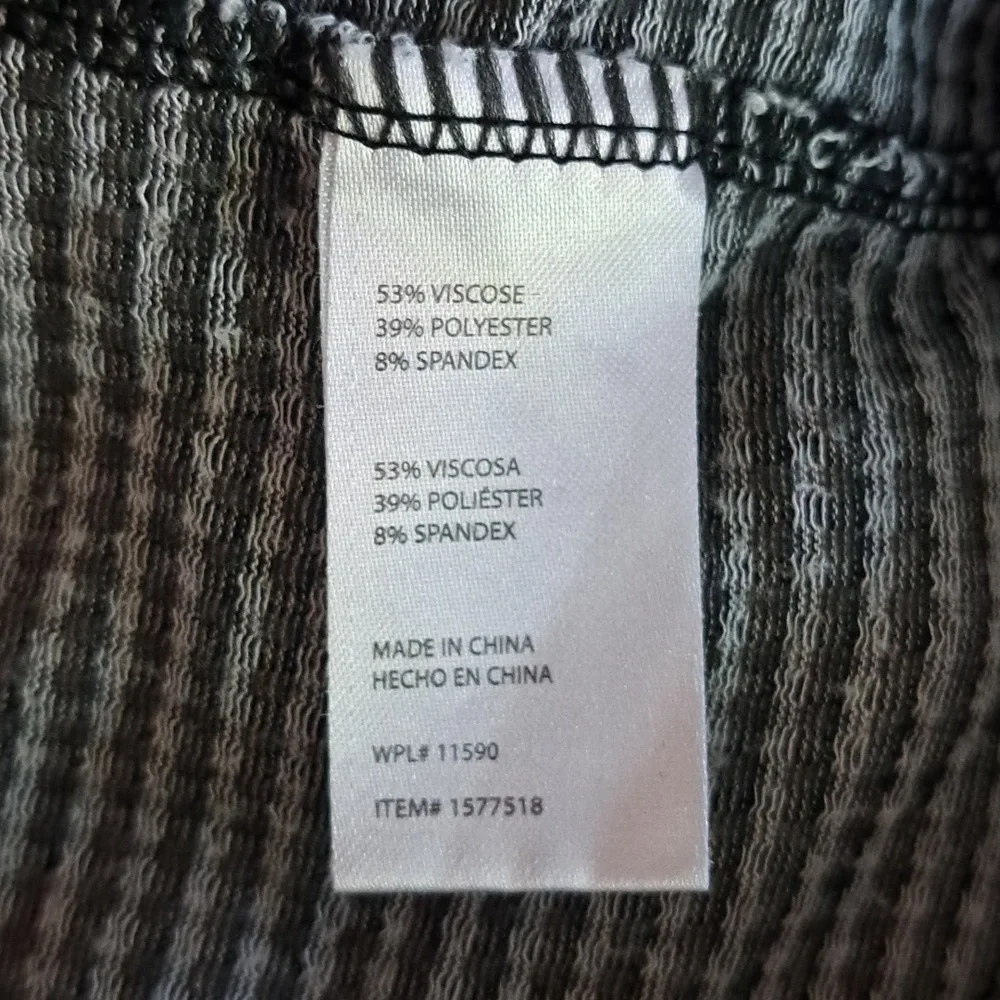 Gingham Hoodie | Size XL - Picture 6 of 7